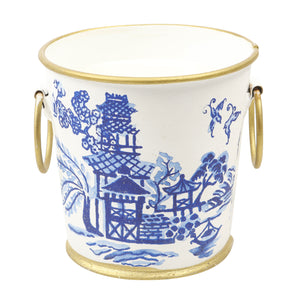 $17.50 min 6 - BLUE HYDRANGEA 12OZ Chinoiserie Cachepot Candle
