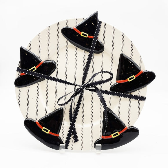 $24.00 min 2 - BLACK/WHITE TICKING WITCH HAT PLATE